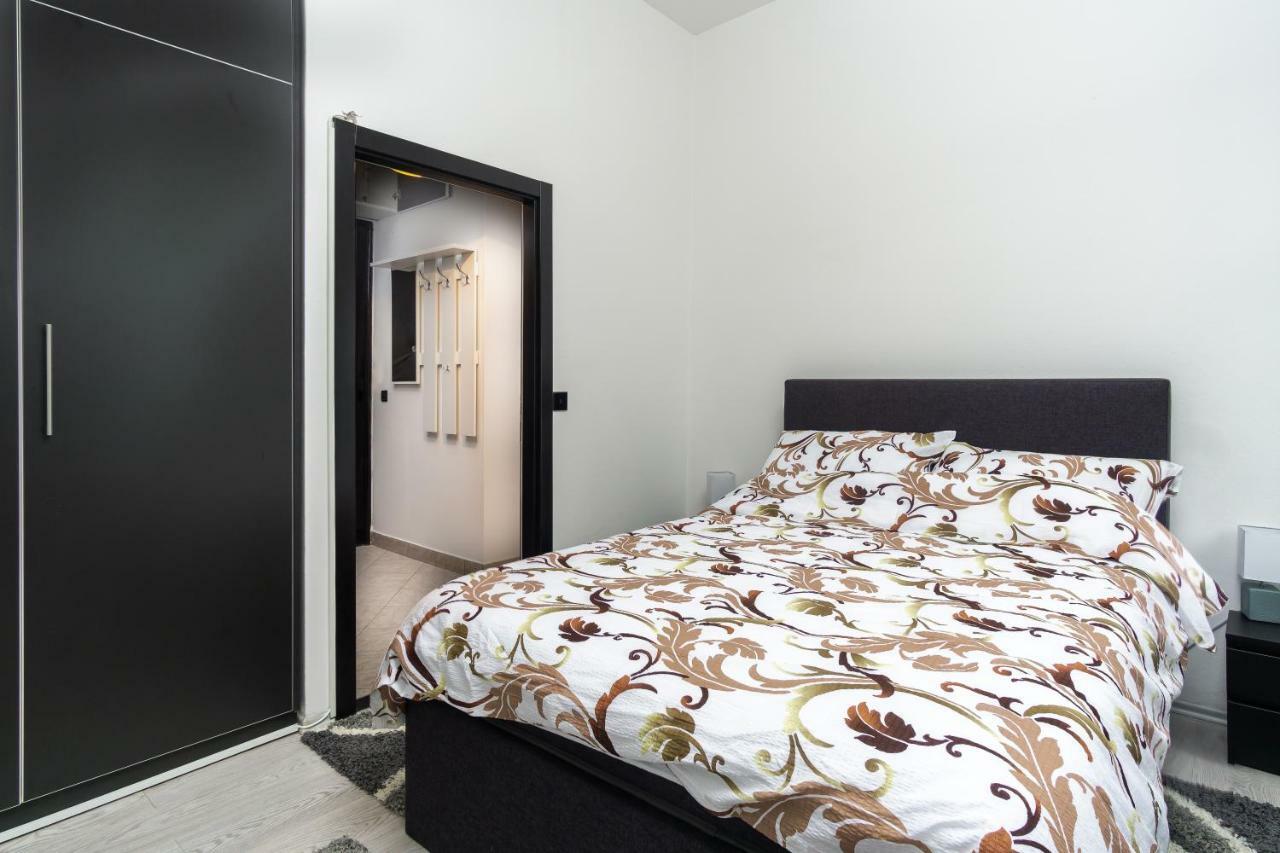 Apartman Ambasador Ζάγκρεμπ Εξωτερικό φωτογραφία