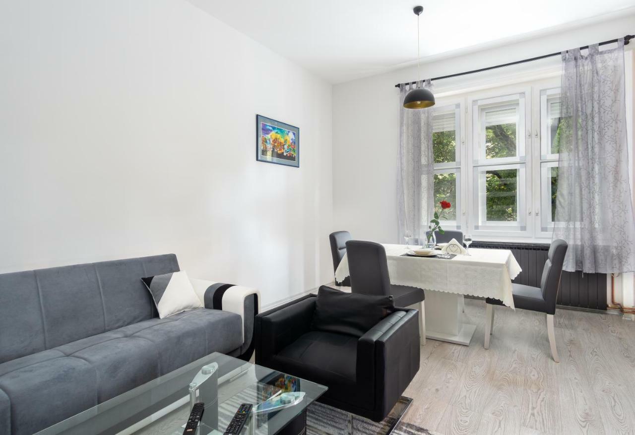 Apartman Ambasador Ζάγκρεμπ Εξωτερικό φωτογραφία